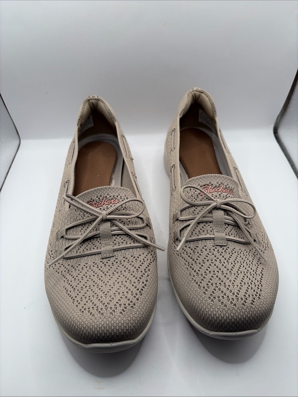 Skechers New Cool Beige Flats Women’s Size 10. Boat Shoe Design